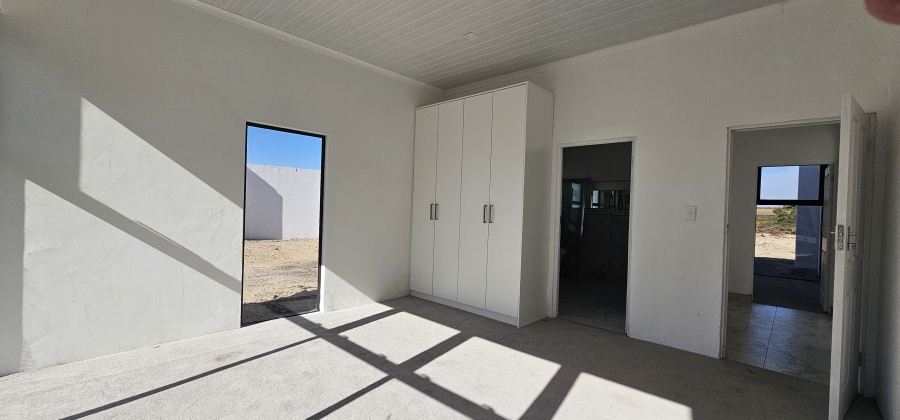 5 Bedroom Property for Sale in Hopefield Western Cape